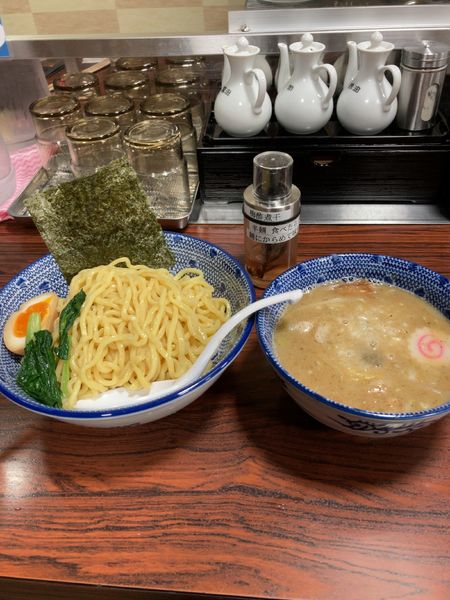 「煮干し肉汁つけ麺」@らーめん まる幸の写真