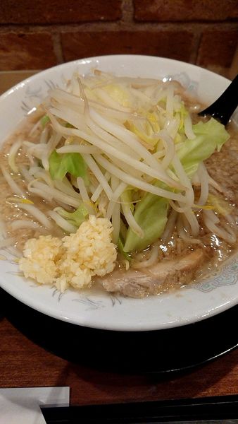 「特製ラーメン (小) ランチBセット」@麺屋けんしんの写真