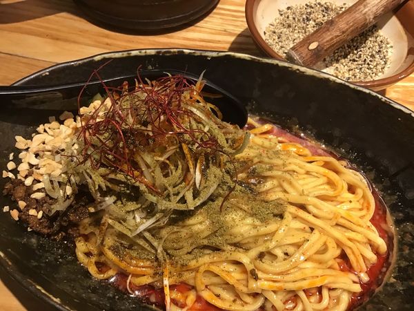 「汁無し担々麺900円辛さ2痺れ3」@四川担々麺 どういうわけで、の写真