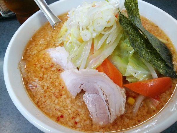 「ハッスルうま辛味噌野菜ラーメン（こってり）」@ハッスルラーメンホンマ 亀戸本店の写真