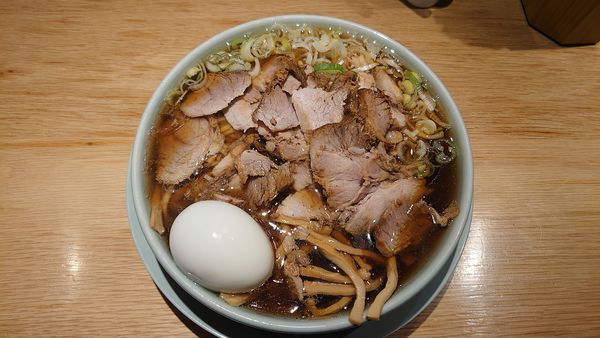「チャーシュー麺（大）＋茹で卵」@ひろちゃんラーメン!の写真