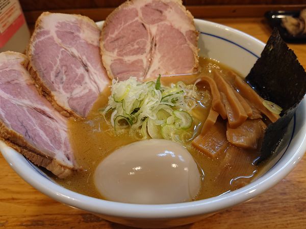 「特製らーめん」@麺屋はし本の写真