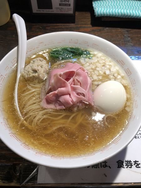 「煮干しラーメン(半額クーポン420円)➕味玉110円➕替え玉」@らぁめん小池の写真