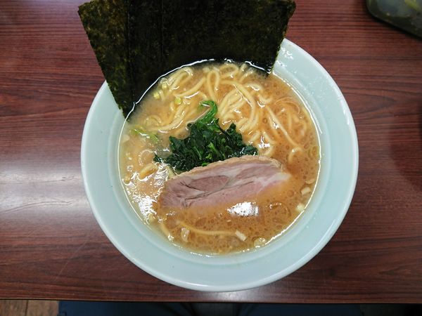 「醤油ラーメン￥700＋半ライス100」@ラーメン 岡村屋の写真