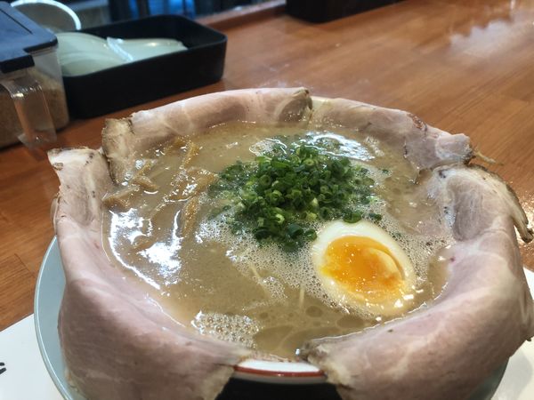 「博多チャーシュー」@濃厚豚骨らーめん 博多一路の写真