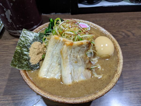 「豚骨魚介ラーメン大盛り&ネギ 930+70+100」@北青山の写真