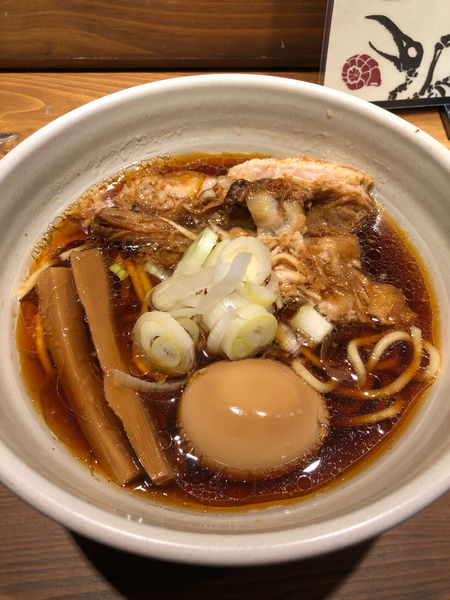 「原点麺少なめ＋煮卵（1051円）」@人類みな麺類 東京本店の写真