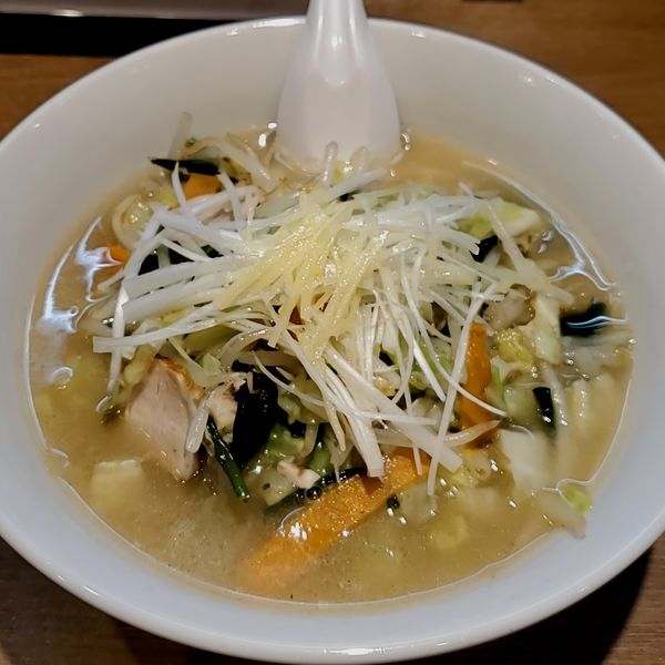 「【気まぐれ限定】タンメン 他」@雲呑麺のお店 おんわの写真