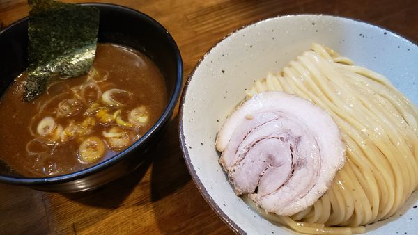 「濃厚煮干しつけめん」@リベルタの写真