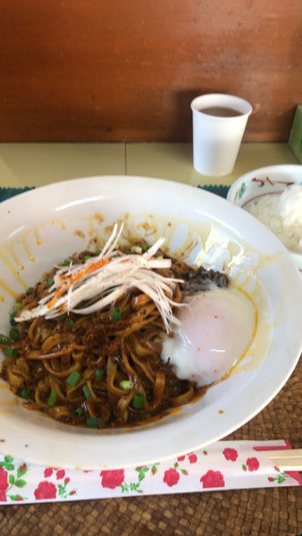 「黒カラシビまぜそば＋白ごはん」@龍門瀑の写真