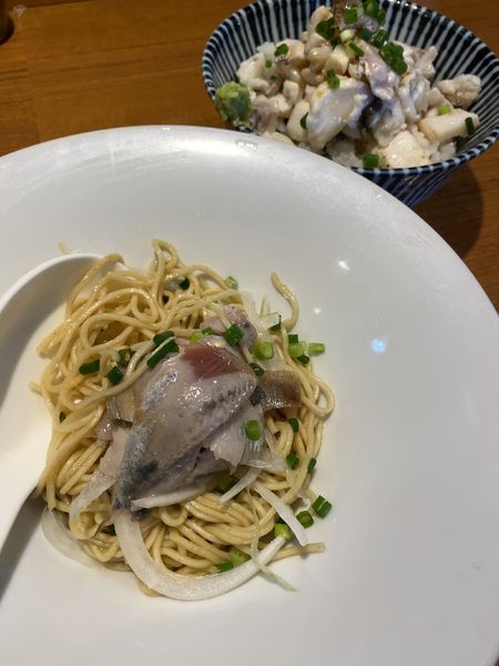 「鰯そば450円+炙り真鯛ご飯」@寿製麺よしかわ 川越店の写真