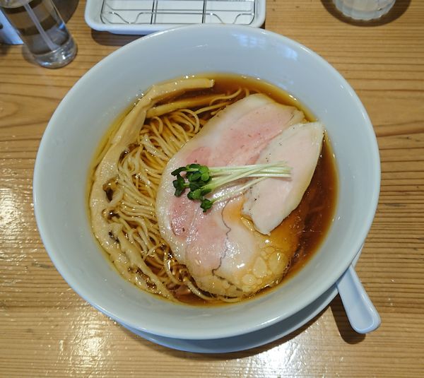 「醤油らーめん」@麺屋鈴春の写真