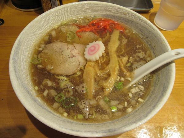 「中華そば（８５０円）」@中華そば おま屋 2号店の写真