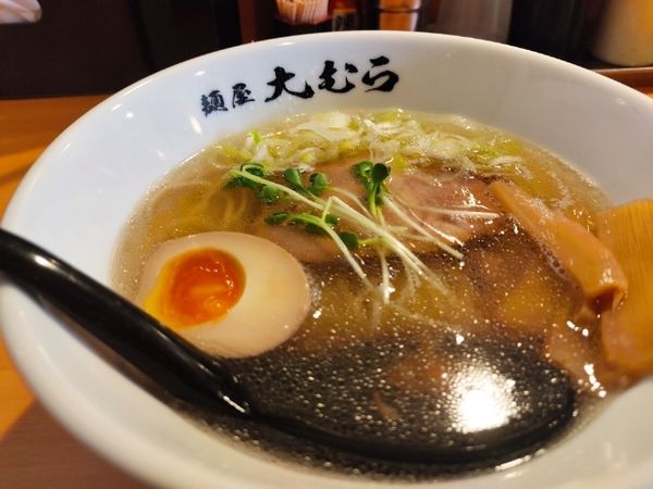 「中華そば・塩（700円　特別価格）＋チャーシュー丼・中(30」@麺屋大むらの写真