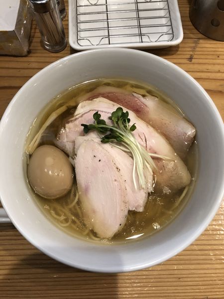 「特製塩らーめん+ごろチャー丼」@麺屋鈴春の写真