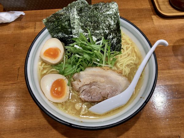 「たまごラーメン 中盛」@ぼのぼのの写真