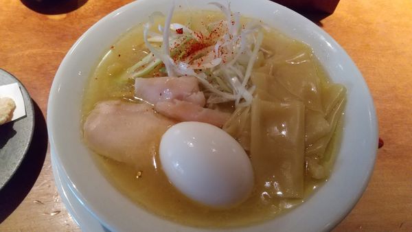 「すごい鶏らーめん1000円」@やきとり宮川 四ツ谷店の写真