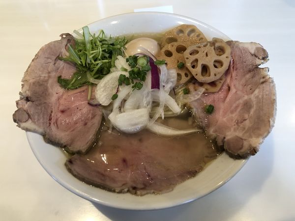 「塩そば+特製」@麺や 彩～iro～の写真