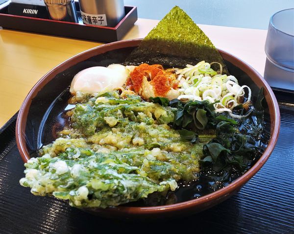 「赤富士+春菊天」@名代 富士そば 三光町店の写真