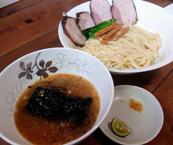 「焼干ししょっるつけそば【水曜日限定】」@麺切り 白流の写真