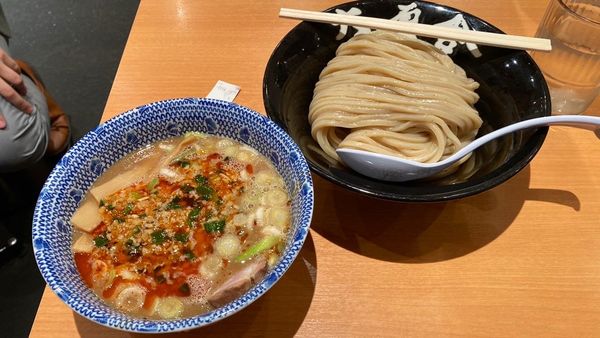 「東京駅一番街15周年記念限定 六厘舎特製餃子つけめん」@六厘舎の写真