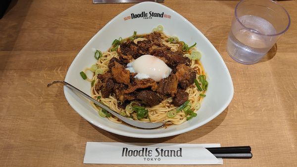 「牛煮込まぜそば肉増し」@Noodle Stand Tokyoの写真