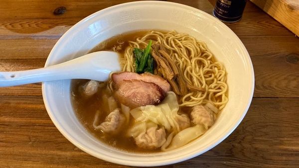 「ワンタン麺」@らーめん穀雨の写真