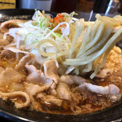 月替りラーメン　肉そば醤油　800円