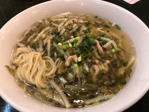 「高菜肉丝麺（豚肉・高菜ザーサイと竹の子麺）759円」@百香亭 つくば本店の写真