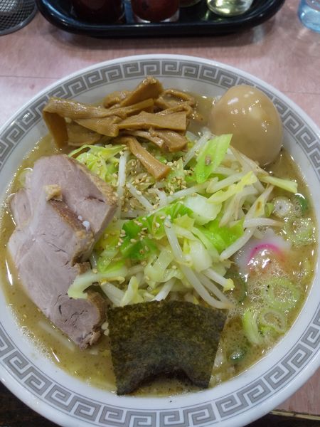 「中華そば(小)700円野菜120円塩変更30円(麺カタメ)」@所沢大勝軒の写真