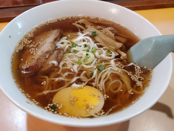 「醤油ラーメン７００円」@獅子丸の写真