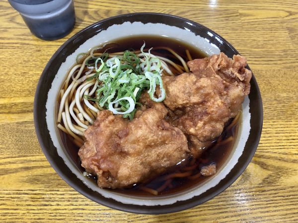 「唐揚げそば」@弥生軒 6号店の写真