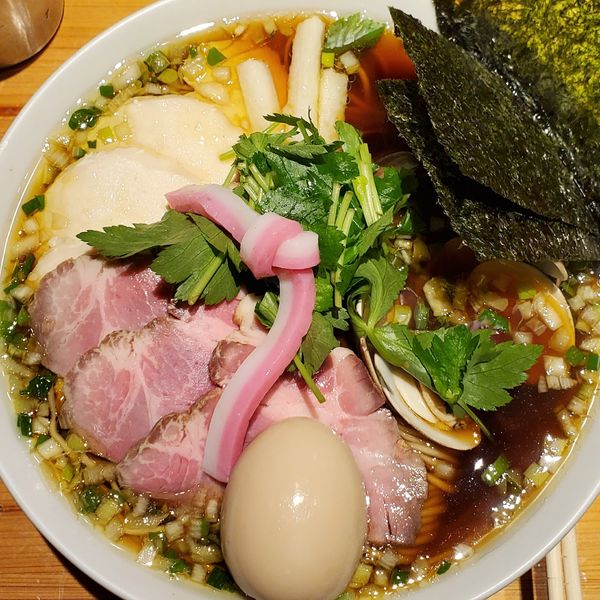 「鶏・煮干・蛤のトリプルSOBA(大盛)」@Ginza Noodles むぎとオリーブの写真