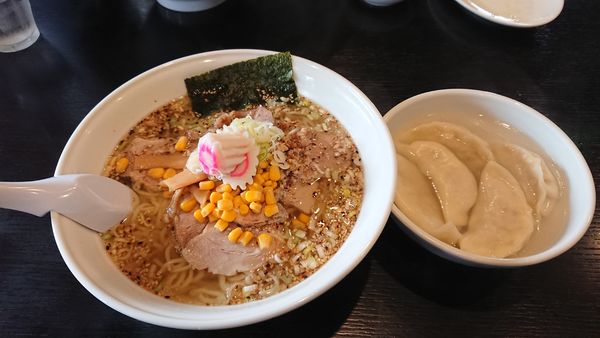 「塩ラーメン550円+他」@自家製麺 名無しの写真