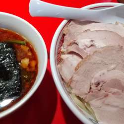 旨辛焼き豚つけ中華＋大盛