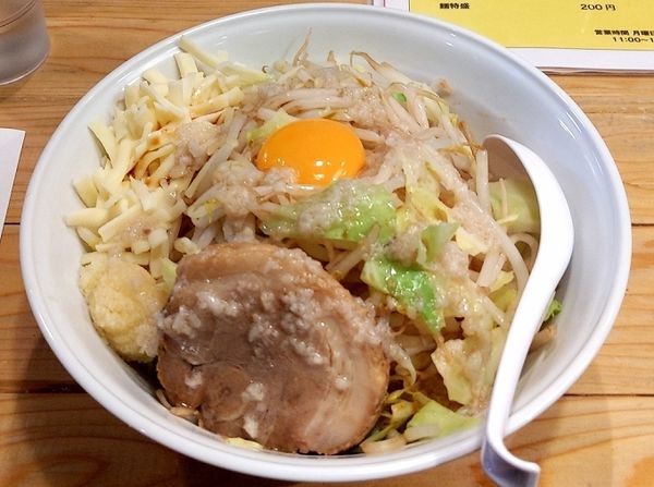 「まぜそば（醤油味）」@麺処morimori 新橋店の写真