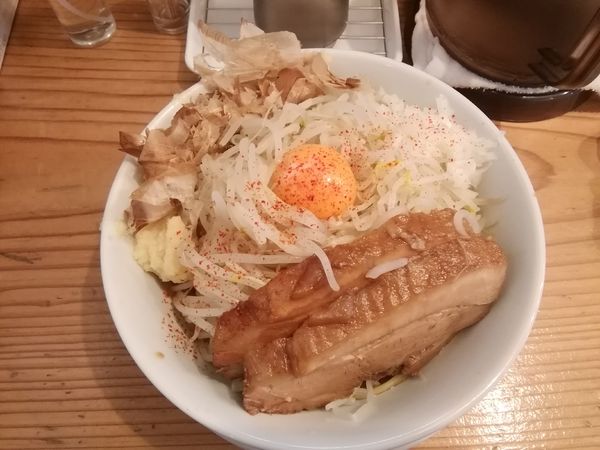 「(金曜日ブタジマ君)汁なし並(900円)」@麺屋鈴春の写真