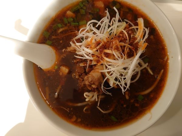 「台湾ラーメン大盛」@神座飲茶樓 横浜ジョイナス店の写真