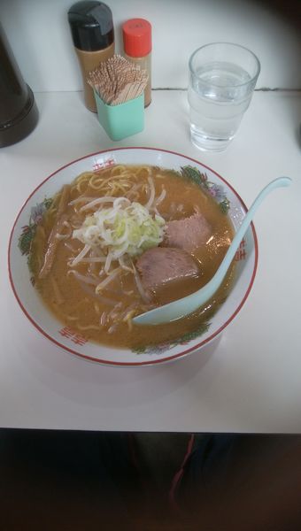 「味噌ラーメン　麺固め　700円」@西海亭の写真