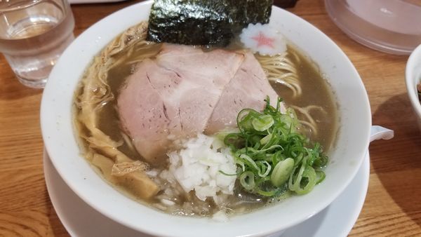 「煮干しラーメン　醤油」@まぐちゃんラーメンの写真