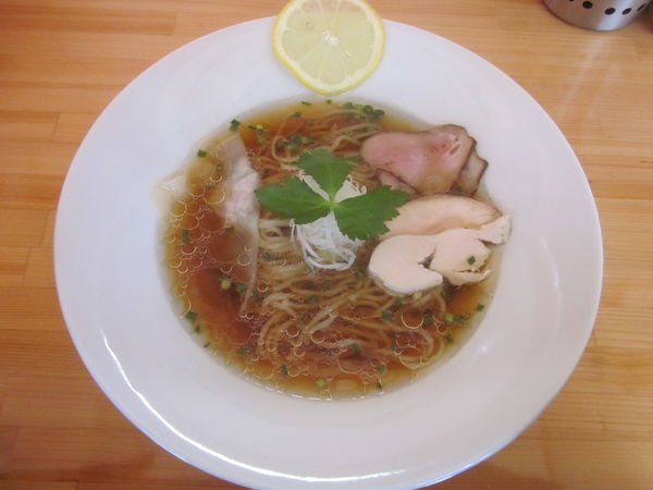 「鯛醤油ラーメン（清湯）」@鯛ラーメン かけつ軒の写真