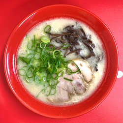 とんこつラーメン700円