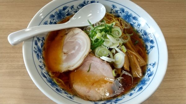 「ラーメン800円」@覆めん 花木の写真