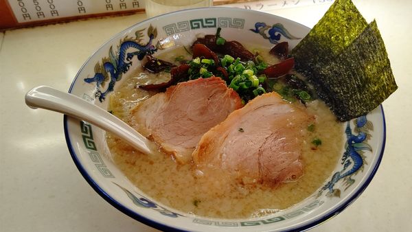 「博多ラーメン６５０円」@ラーメンえちご 本店の写真
