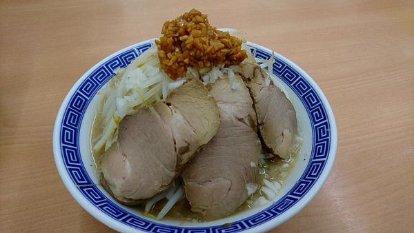 「ふじそば800円+小ブタ150円」@勝神角ふじの写真