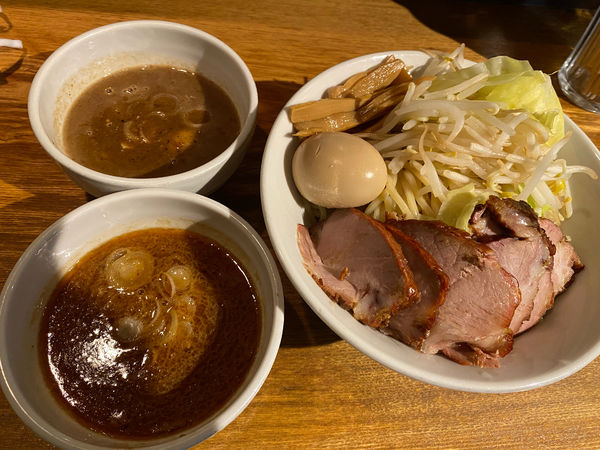 「味玉二色つけ麺」@神保町 可以の写真