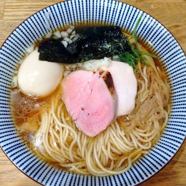 「煮干し730円クーポン味玉」@自家製麺 純の写真