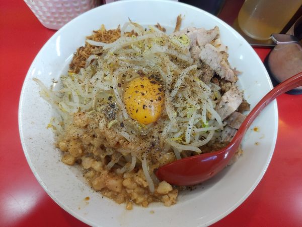「汁なし麺(胡椒)」@立川マシマシ 古河125号店の写真