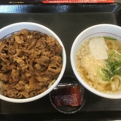 なか卯 静岡小鹿店の画像