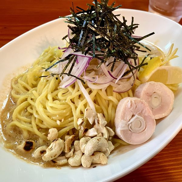 「特製油そば（300g）」@麺飯 熊猫の写真